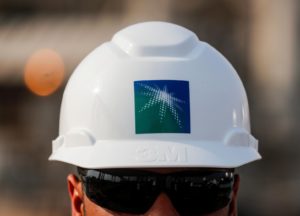 Giant Aramco selling 600,000 barrels a day in April to US - oil and gas 360