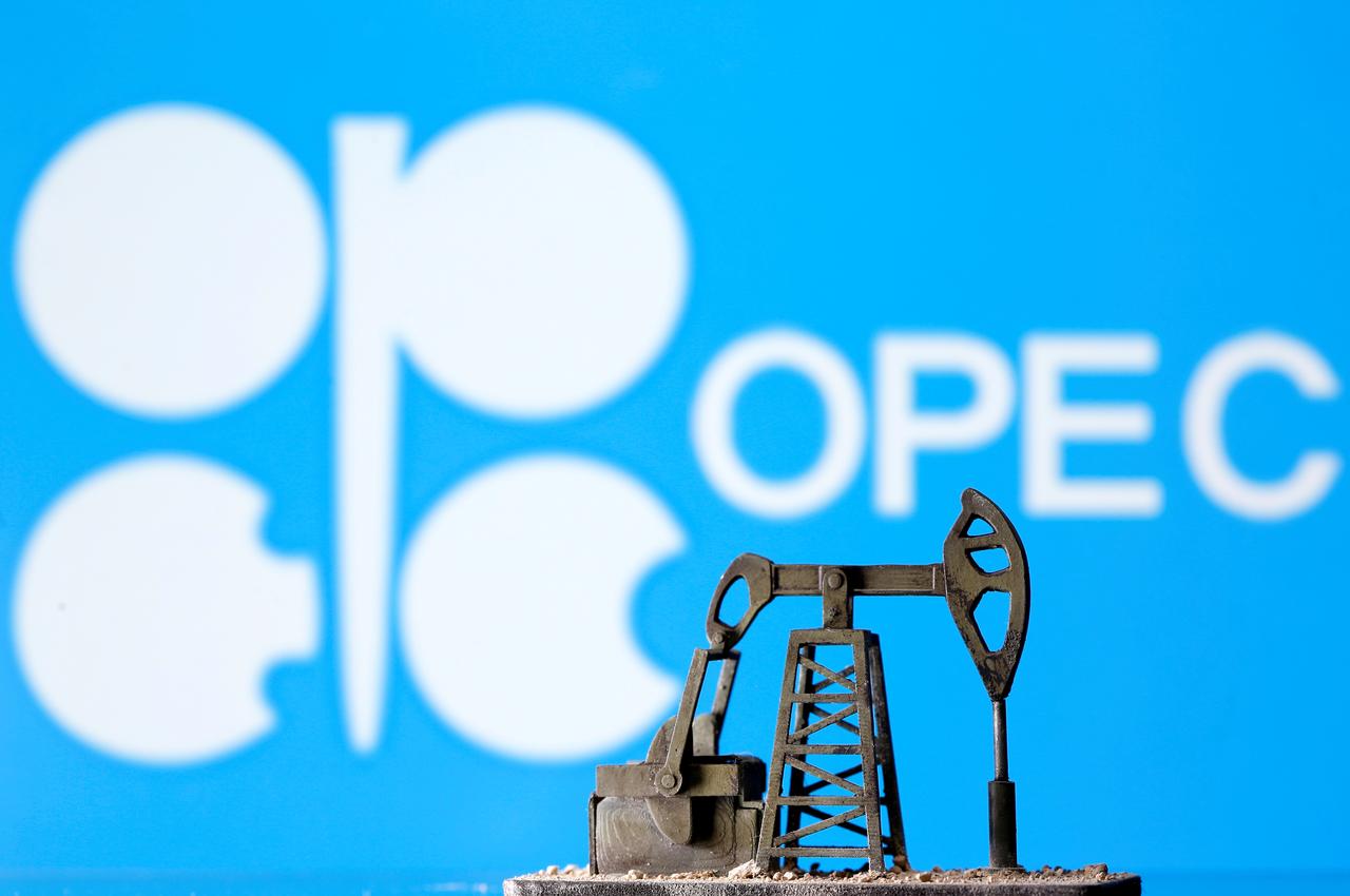 OPEC chief sees oil market moving closer to balance before key meeting- oil and gas 360