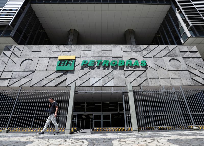 Brazil's Petrobras pays off $2 billion revolving credit line- oil and gas 360