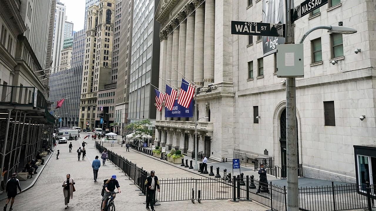 Dow extends losses as tech and energy lead drop, oil hits $37 per barrel level- oil and gas 360