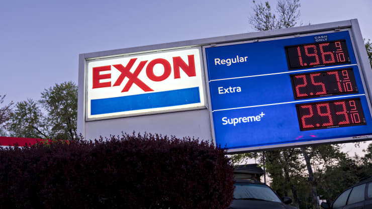 Wall Street turns positive on Exxon after a brutal year. But some ...