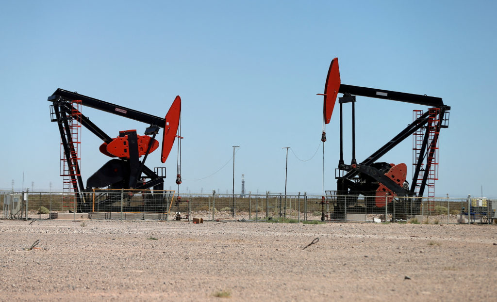 Oil rises as dollar strength eases, but Fed weighs- oil and gas 360