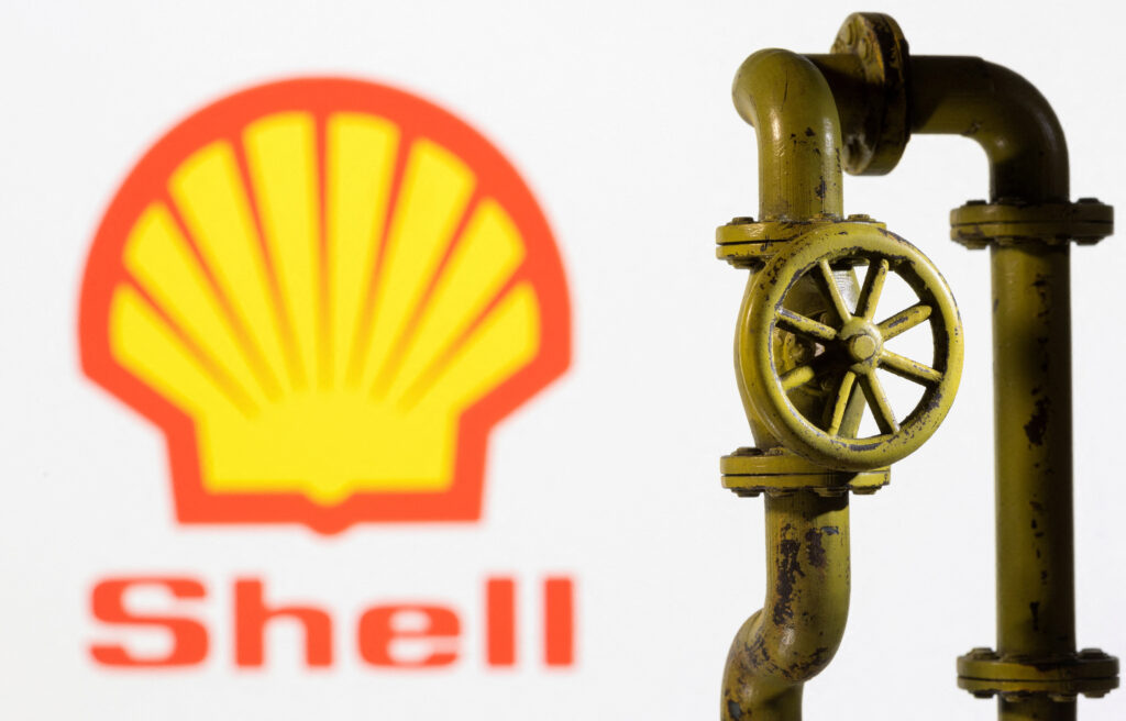 Shell and TotalEnergies profits slump as oil and gas prices cool- oil and gas 360