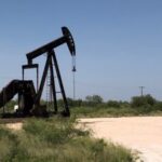 U.S. oil and gas production begins to flatten: Kemp- oil and gas 360