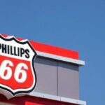 Activist investor Elliott buys $1-billion stake in U.S. refiner Phillips 66- oil and gas 360